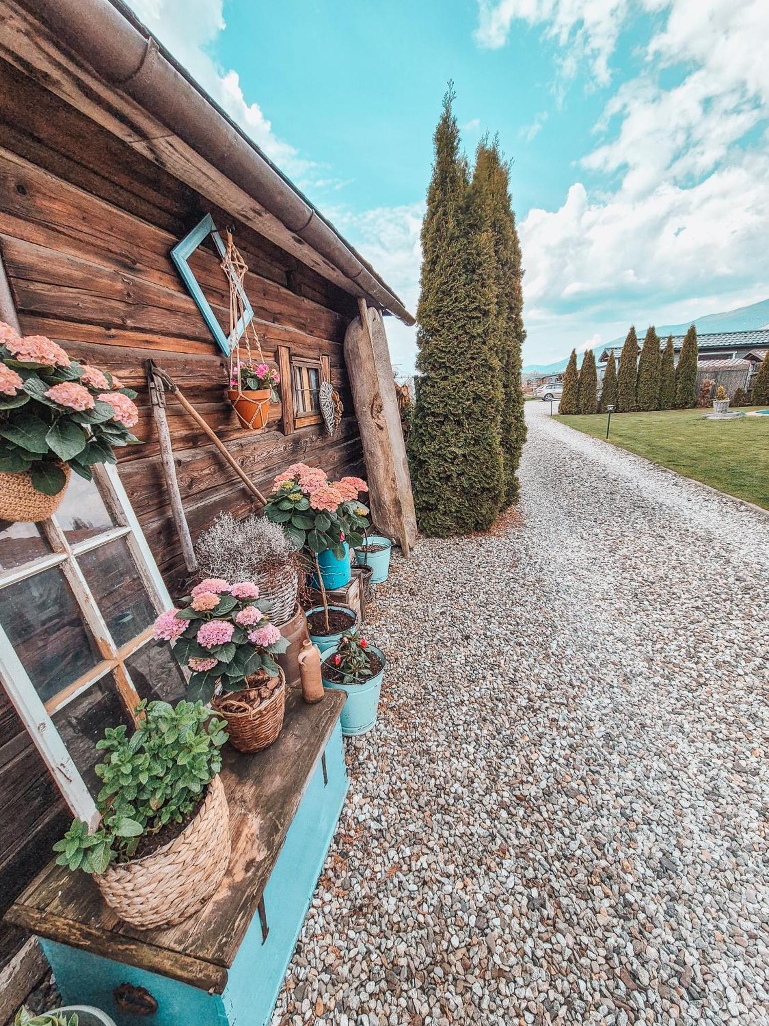 Liptovalley- Mobilne Domy S Wellnessom Liptovska Kokava Luaran gambar